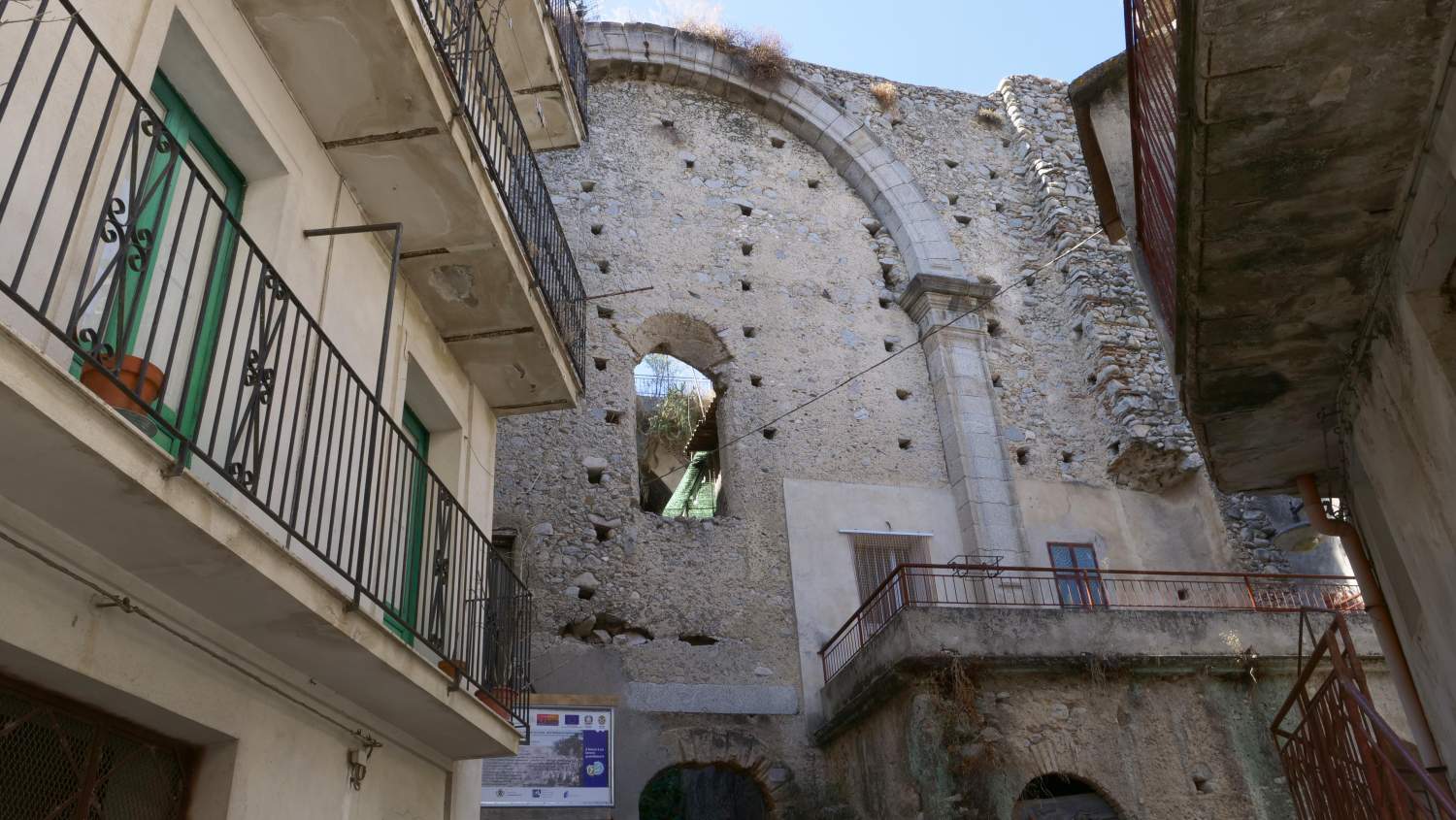 Il padre delle incompiute calabresi